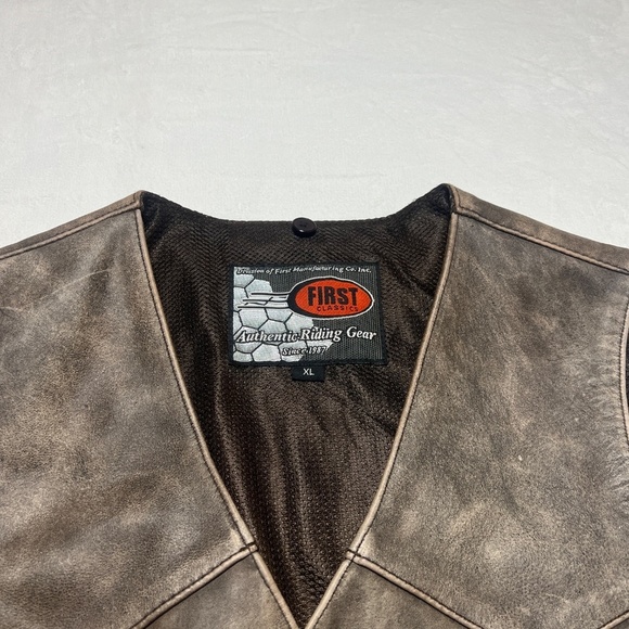 First classic Men's Leather Brown Motorcycle Vest - Picture 8 of 9